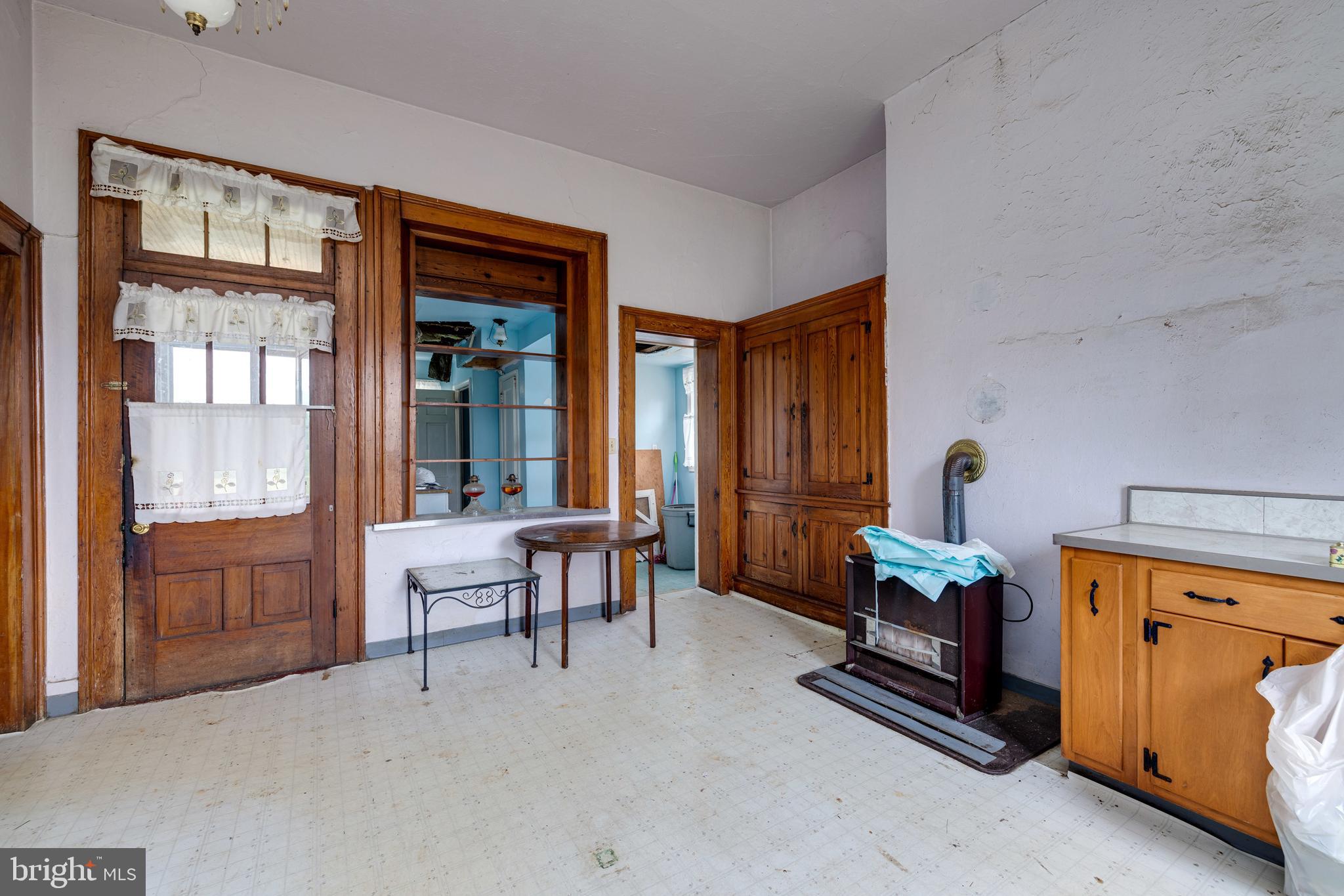 501 South Fork Road Luray, VA 22835 - Photo 22 of 79 a dining room with furniture and window