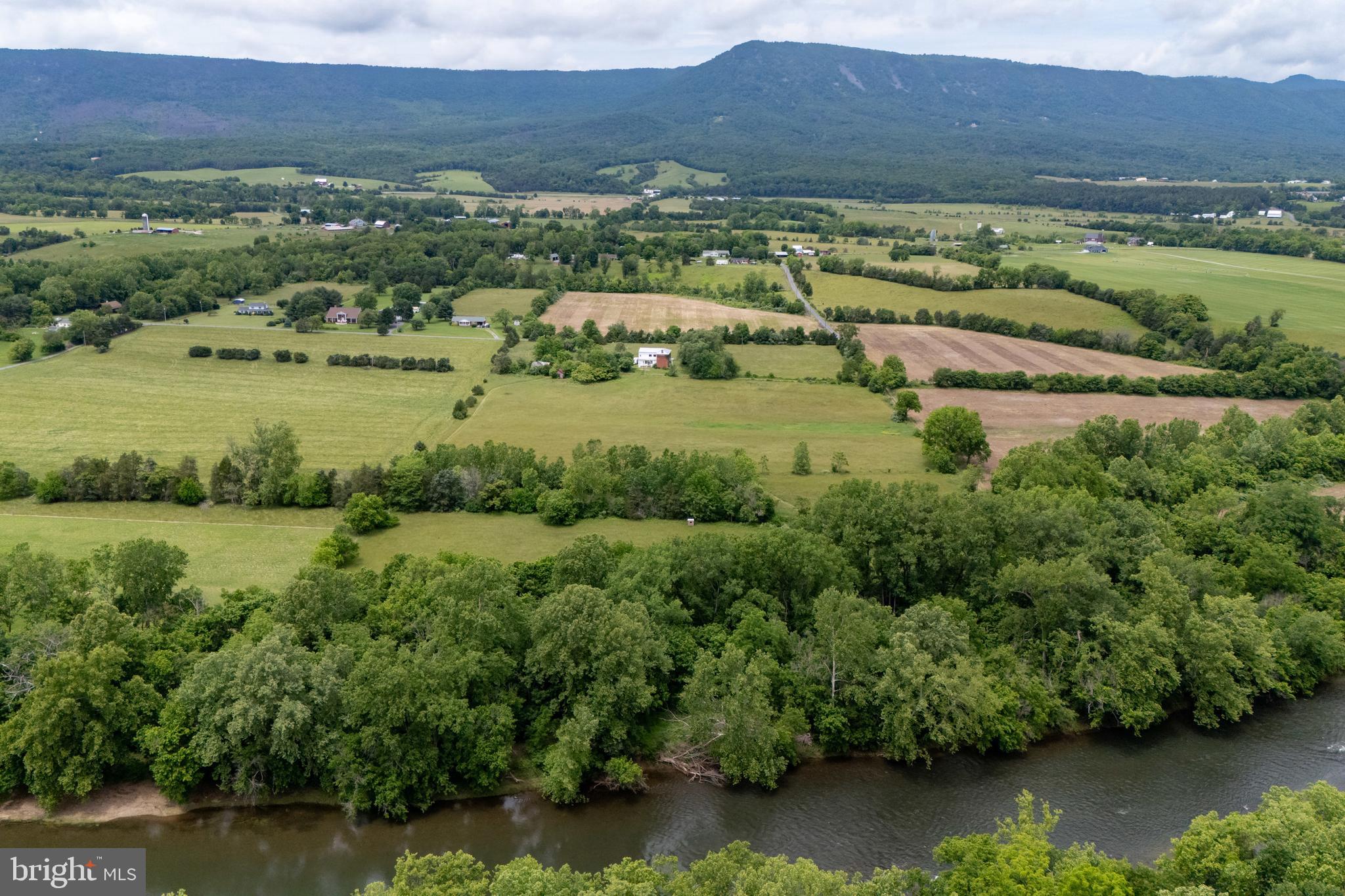 501 South Fork Road Luray, VA 22835 - Photo 4 of 79