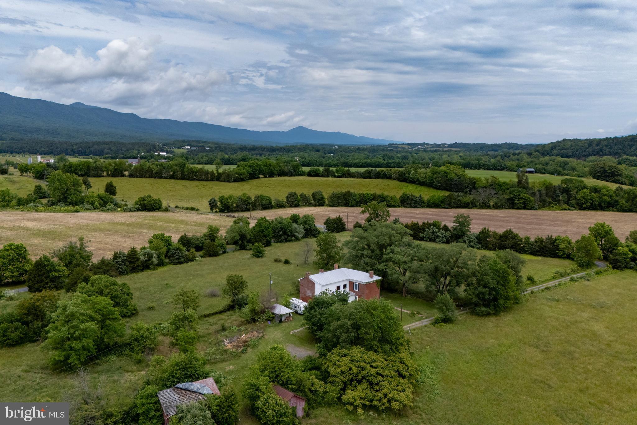 501 South Fork Road Luray, VA 22835 - Photo 59 of 79 an aerial view of a houses with outdoor space and trees