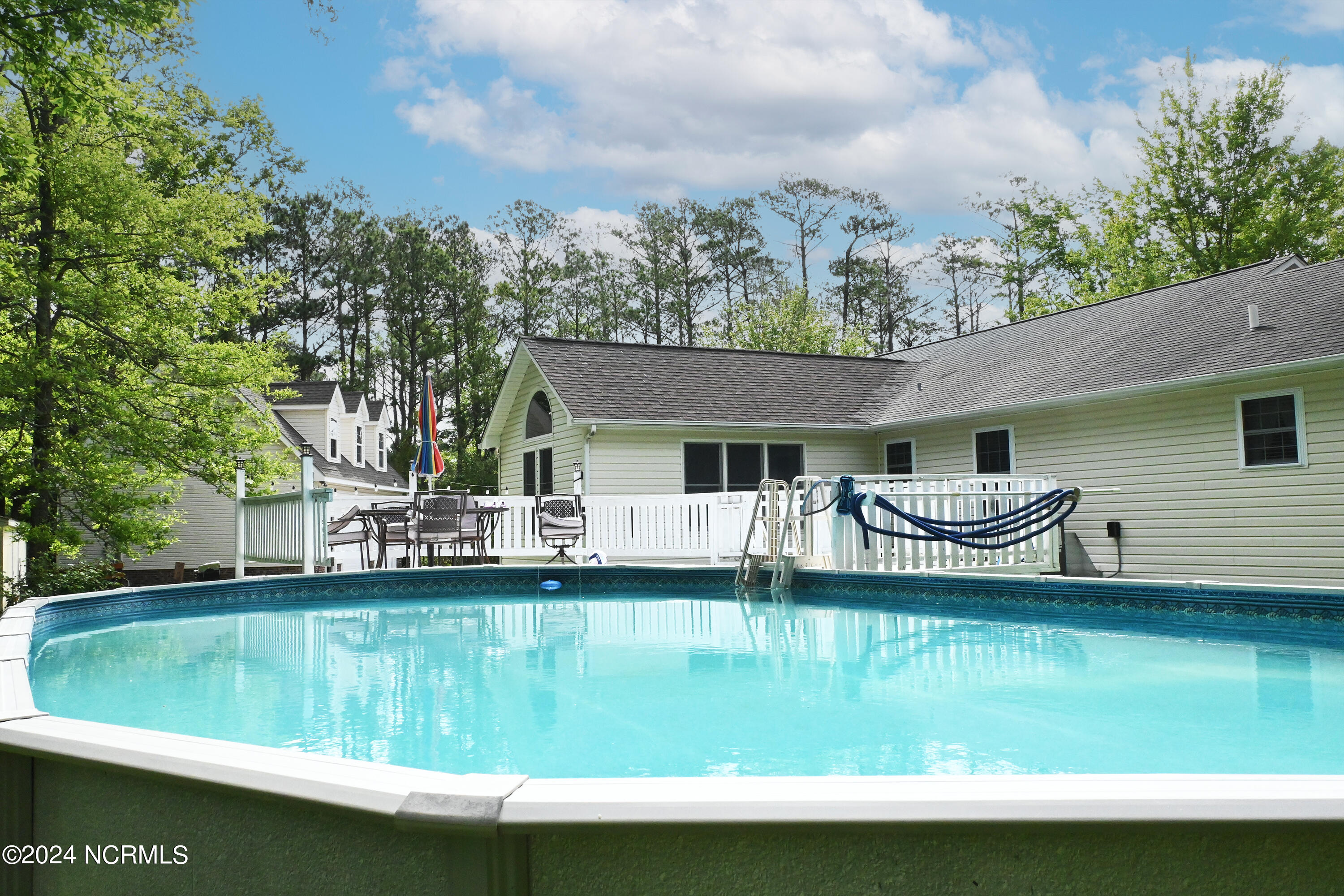 343 Straits Road Beaufort, NC 28516 - Photo 27 of 27 Pool