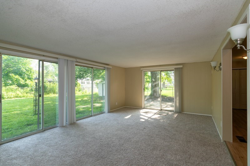 2630 Chandler Drive Fort Wayne, IN 46816 - Photo 15 of 29