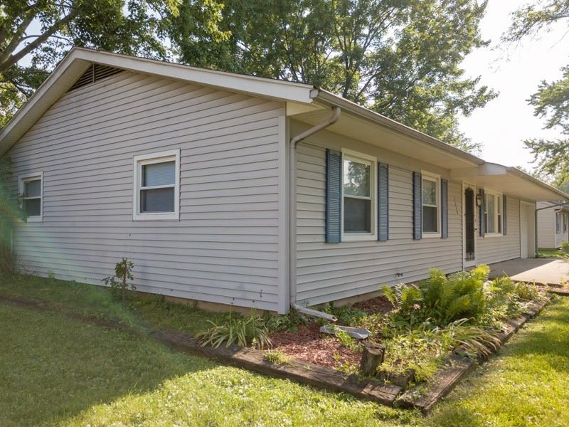 2630 Chandler Drive Fort Wayne, IN 46816 - Photo 7 of 29