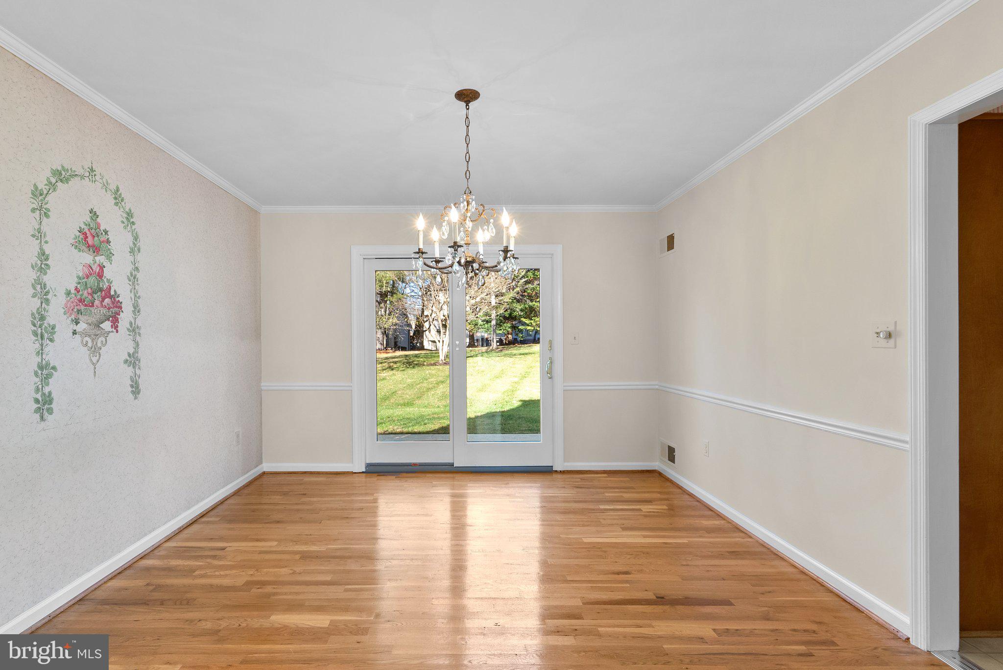2305 East Gate Drive Silver Spring, MD 20906 - Photo 8 of 43 Dining Room