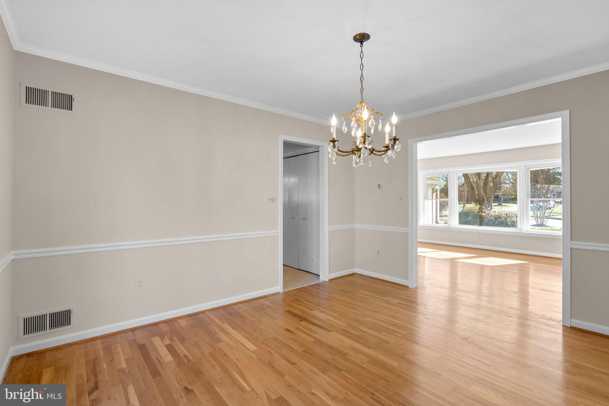 2305 East Gate Drive Silver Spring, MD 20906 - Photo 10 of 43 Dining Room