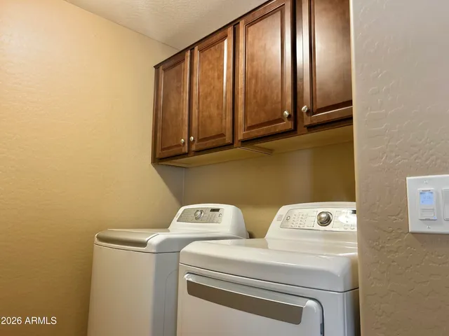 $2,295 | 850 South Henry Lane, Gilbert, AZ 85296