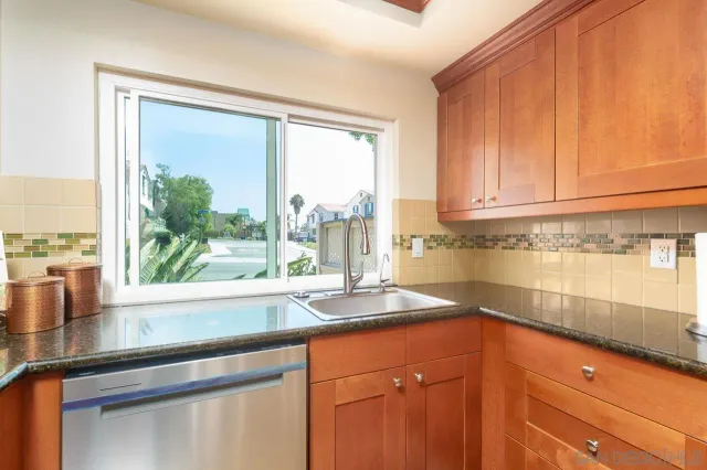 $635,000 | 254 Cerco Rosado, San Marcos, CA 92069