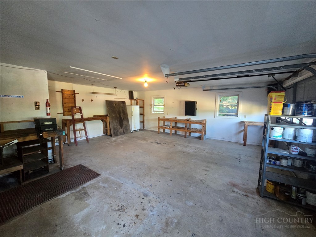 159 Hubert Street Newland, NC 28657 - Photo 26 of 40