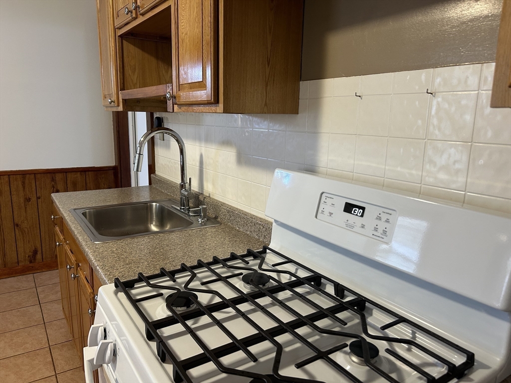 204 Neponset Avenue, Unit 1 Boston, MA 02122 - Photo 23 of 29