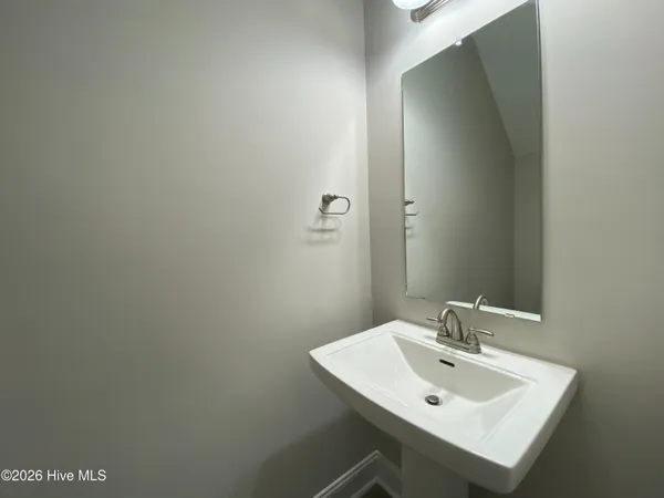 $1,695 | 517 Stone Crab Lane, Sneads Ferry, NC 28460