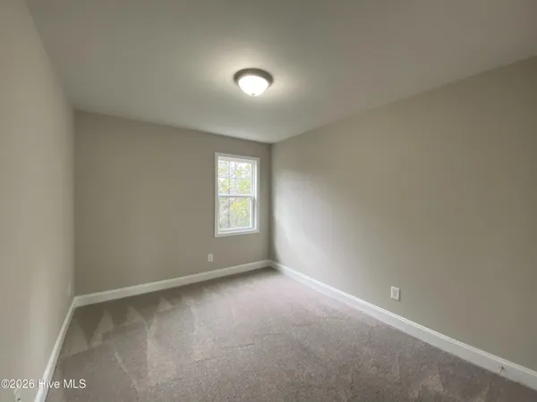 $1,695 | 517 Stone Crab Lane, Sneads Ferry, NC 28460