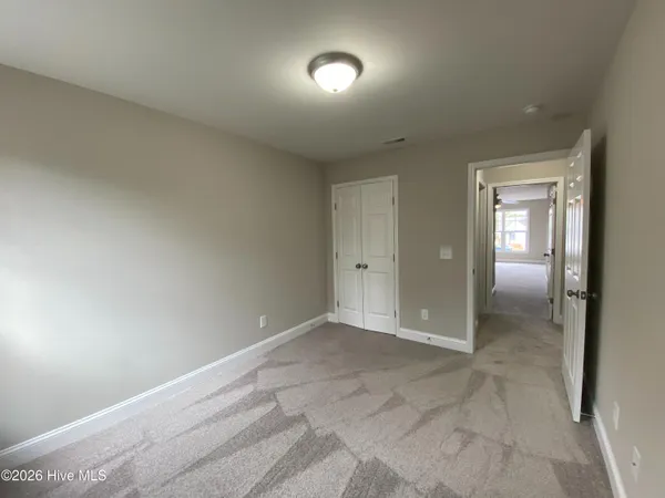 $1,695 | 517 Stone Crab Lane, Sneads Ferry, NC 28460