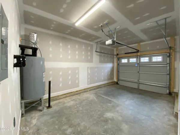 $1,695 | 517 Stone Crab Lane, Sneads Ferry, NC 28460