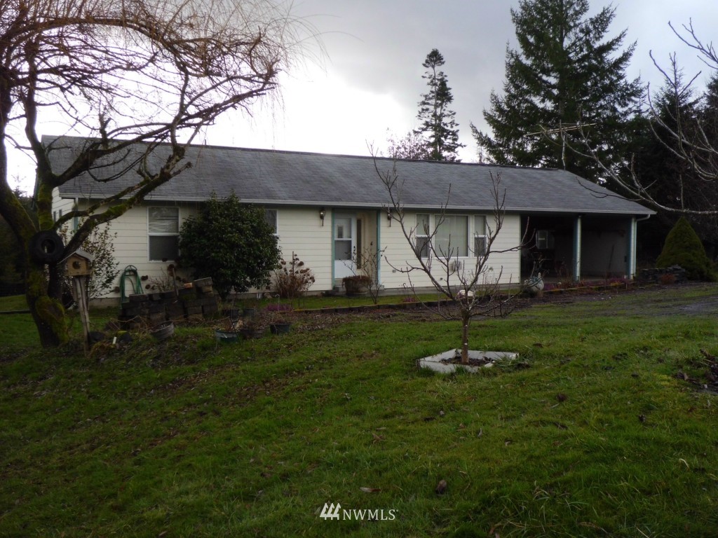 1748 Holcomb Road Kelso, WA 98626 - Photo 1 of 16 Gallery Image 1