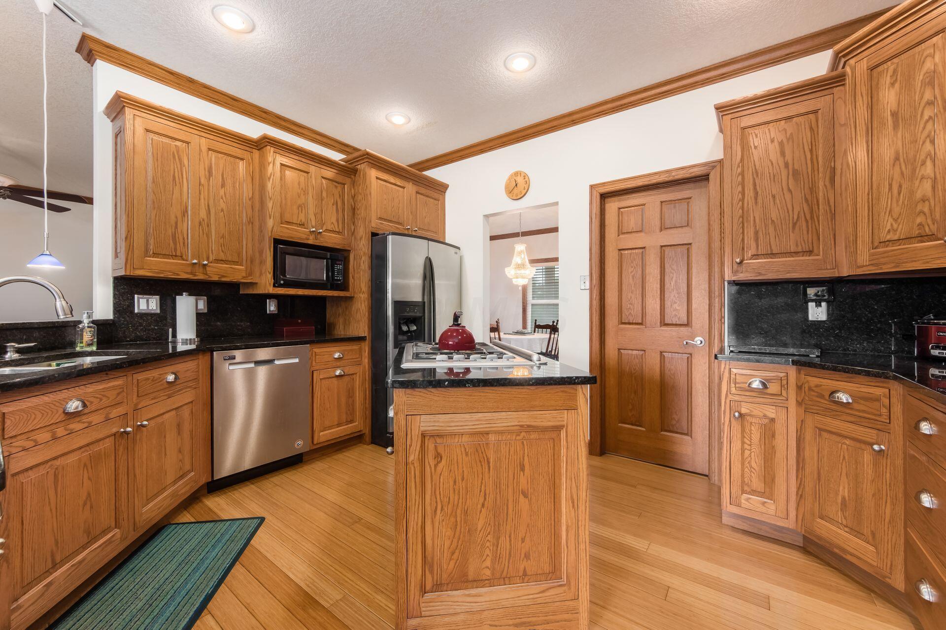 788 Alton Road Galloway, OH 43119 - Photo 67 of 68 Kitchen