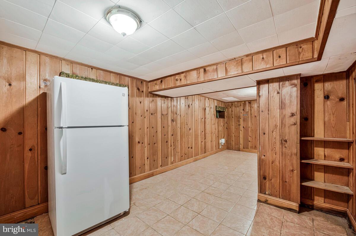 9425 Washington Boulevard Lanham, MD 20706 - Photo 29 of 38 a view of an empty room