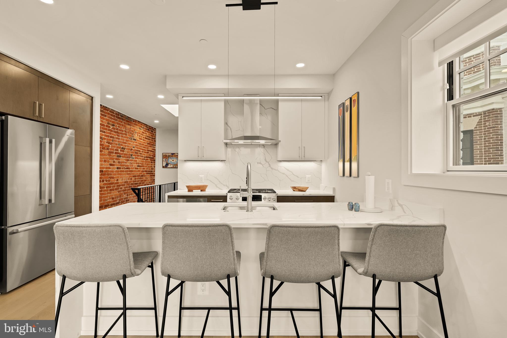 1746 Lanier Place Northwest, Unit 3 Washington, DC 20009 - Photo 12 of 38