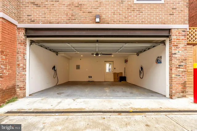 a view of a garage