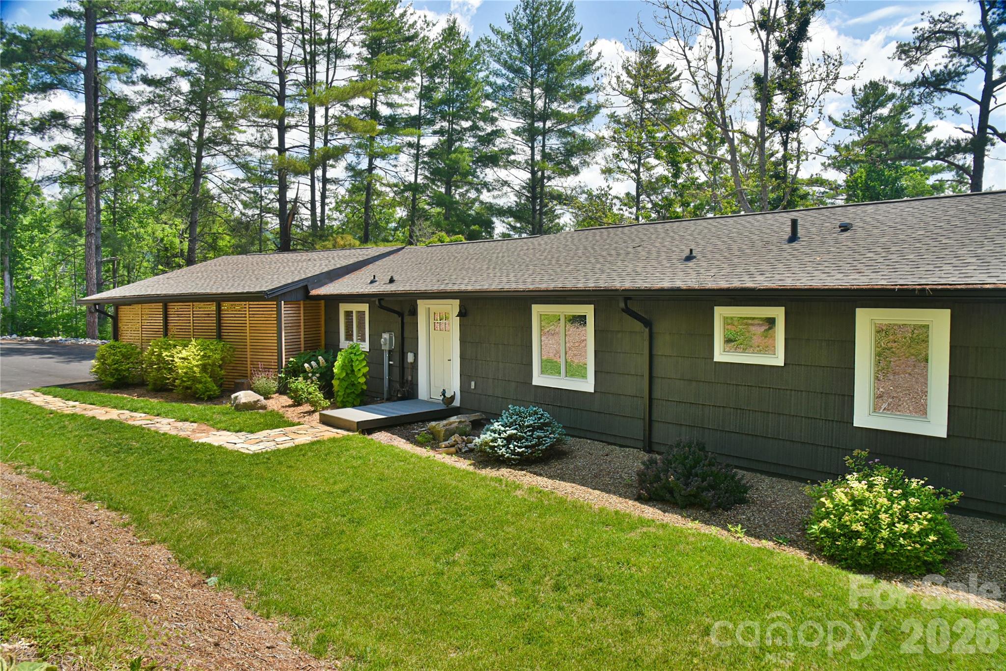 351 Windsor Road Asheville, NC 28804 - Photo 4 of 38