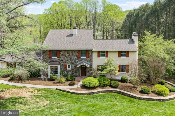 $1,000,000 | 1 Montchanin Court, Montchanin, DE 19710