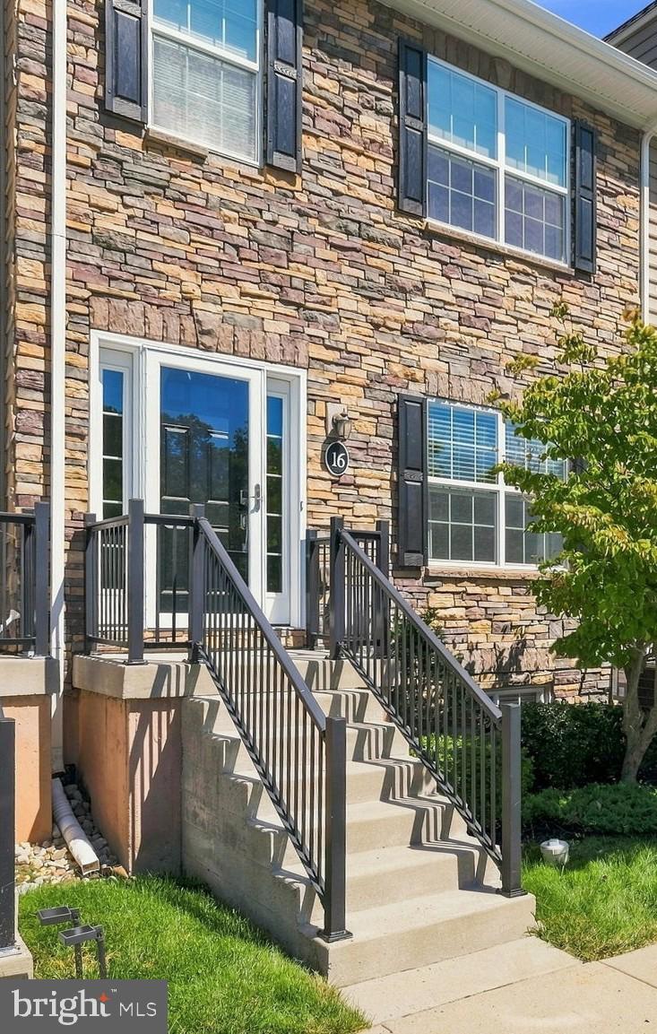3910 Cephas Child Road, Unit 16 Doylestown, PA 18902 - Photo 1 of 33 Gallery Image 1