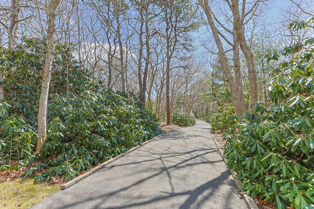 29 Stone Bridge Lane Marstons Mills, MA 02648 - Photo 4 of 56 16-web-or-mls-29-stone-bridge-ln