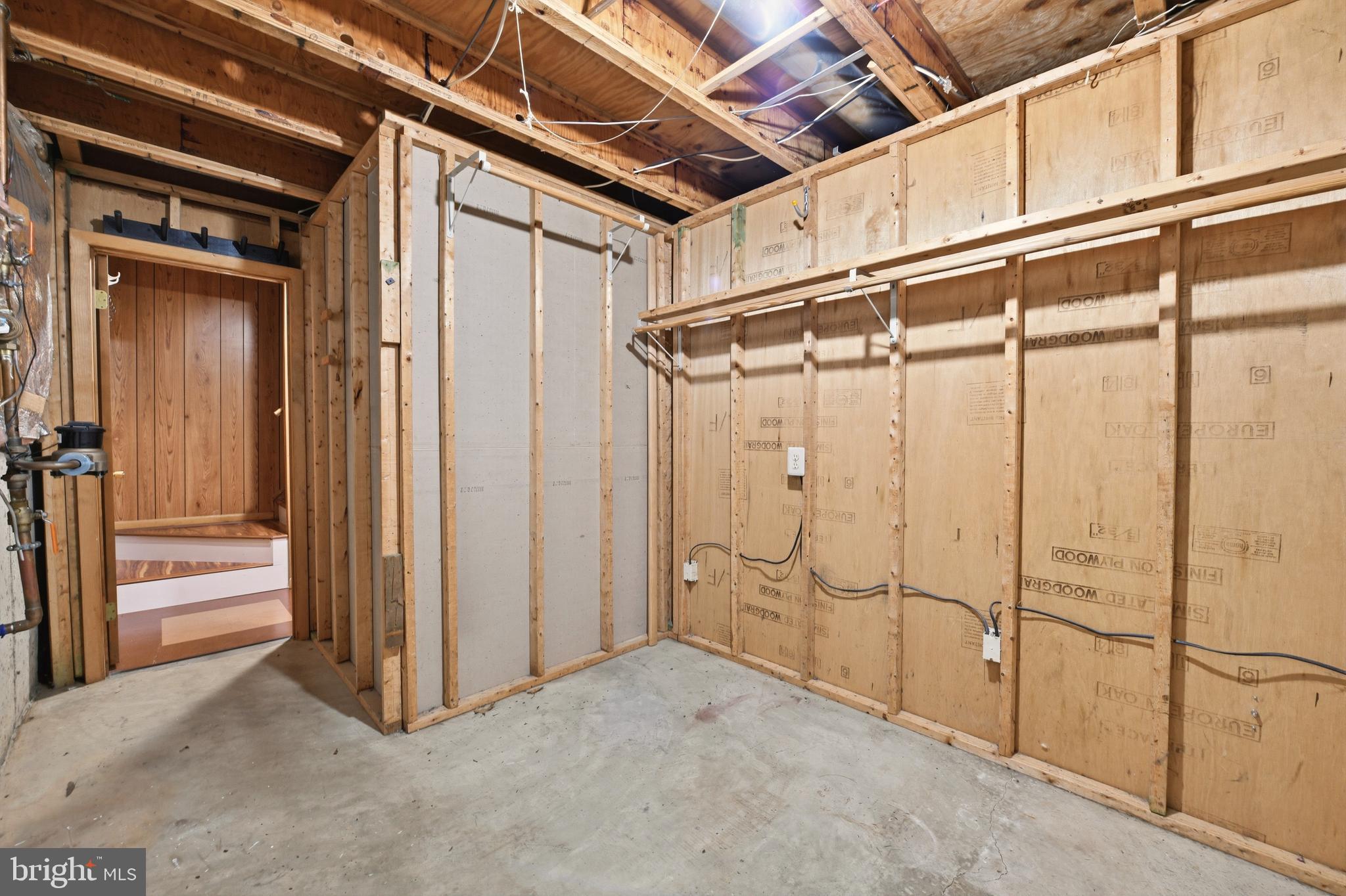 17524 Longview Lane Olney, MD 20832 - Photo 31 of 37 Basement Storage