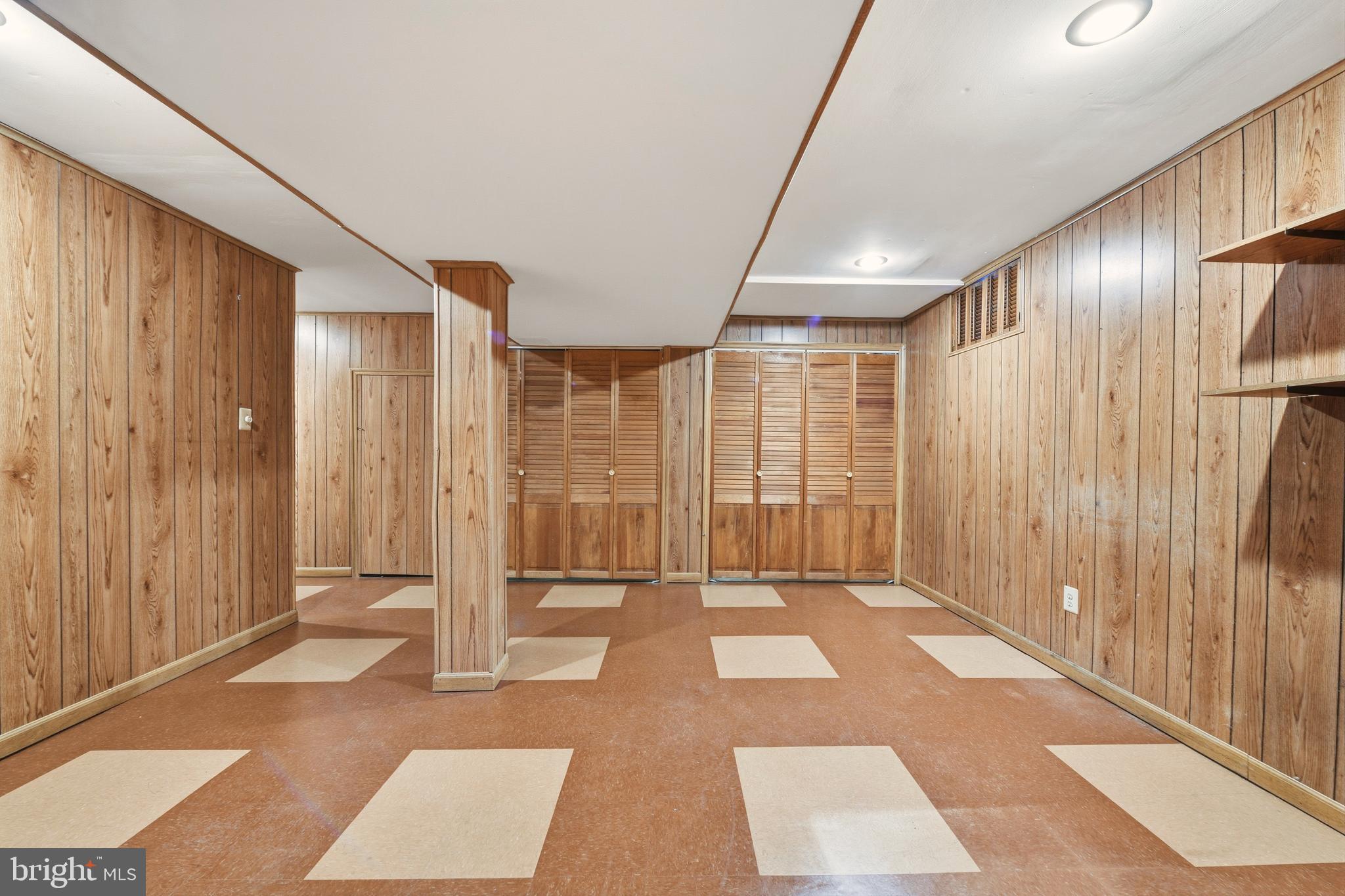 17524 Longview Lane Olney, MD 20832 - Photo 34 of 37 Basement Rec Room/Gym/Office