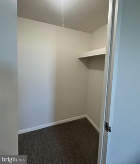 $2,400 | 4600 Duke Street, Unit 701, Alexandria, VA 22304