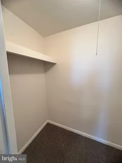 $2,400 | 4600 Duke Street, Unit 701, Alexandria, VA 22304