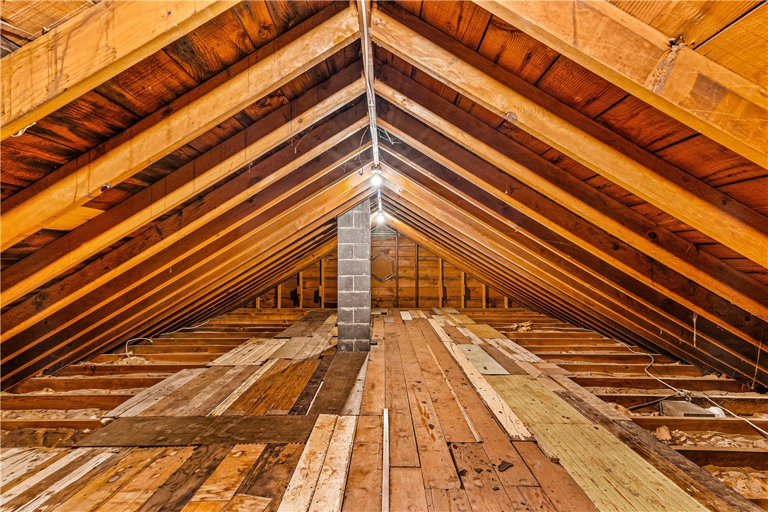 53 Samuel Avenue Pawtucket, RI 02860 - Photo 24 of 39