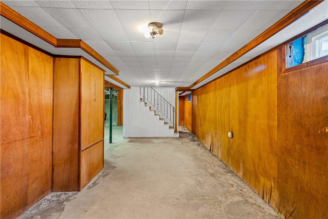 53 Samuel Avenue Pawtucket, RI 02860 - Photo 29 of 39