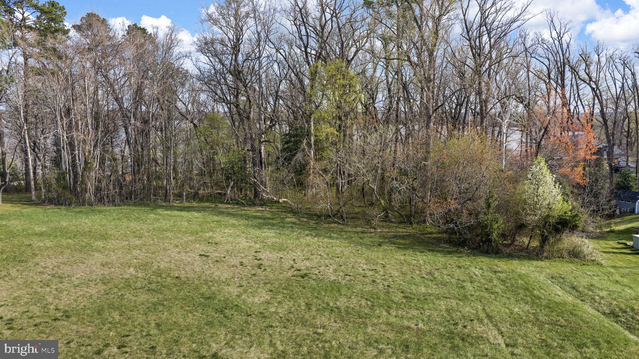 Portobago Trail Port Port Royal, VA 22535 - Photo 11 of 25 a view of a backyard