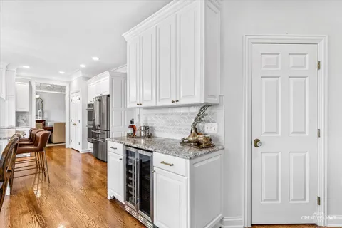 $915,000 | 3N890 Emily Dickinson Lane, St. Charles, IL 60175