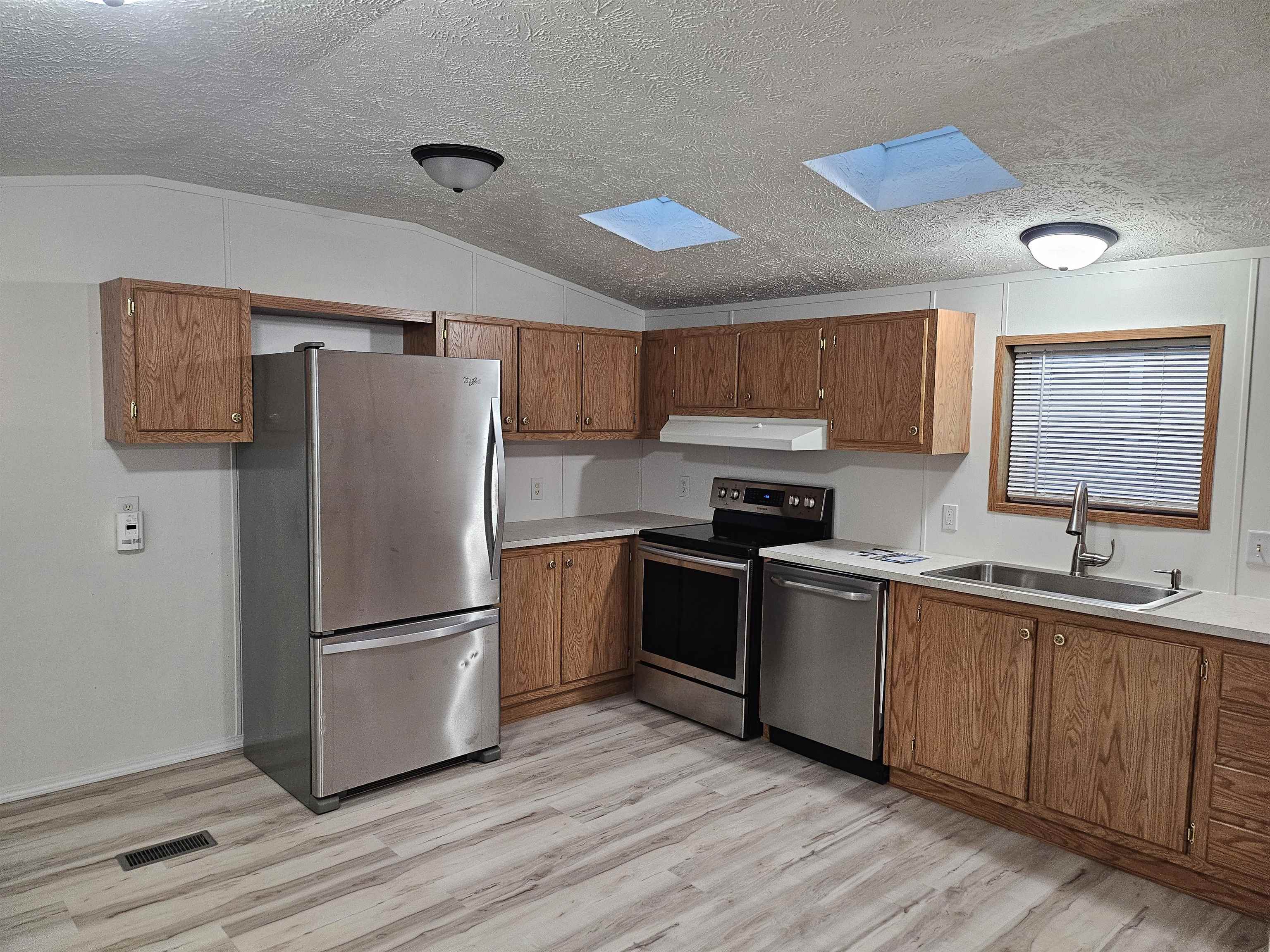 4151 East Jordan Road Mount Pleasant, MI 48858 - Photo 2 of 26 1950139-0d79c079-4a56-4fba-9108-bd491170aa61.JPG