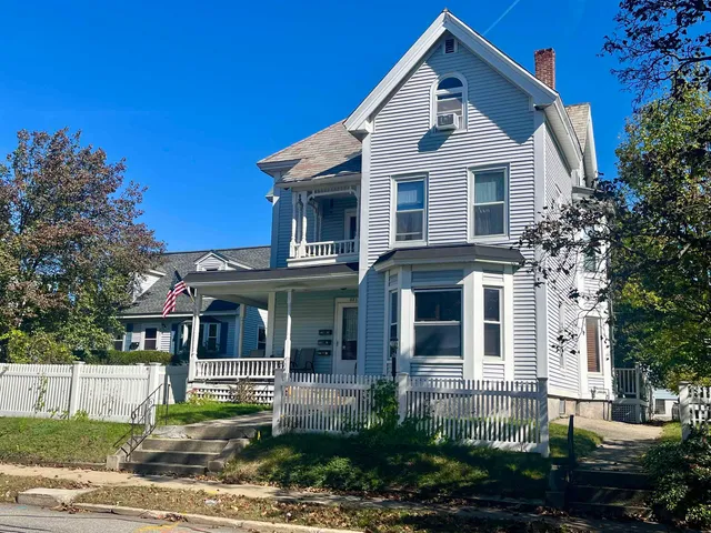 $775,000 | 883 Union Street, Manchester, NH 03104