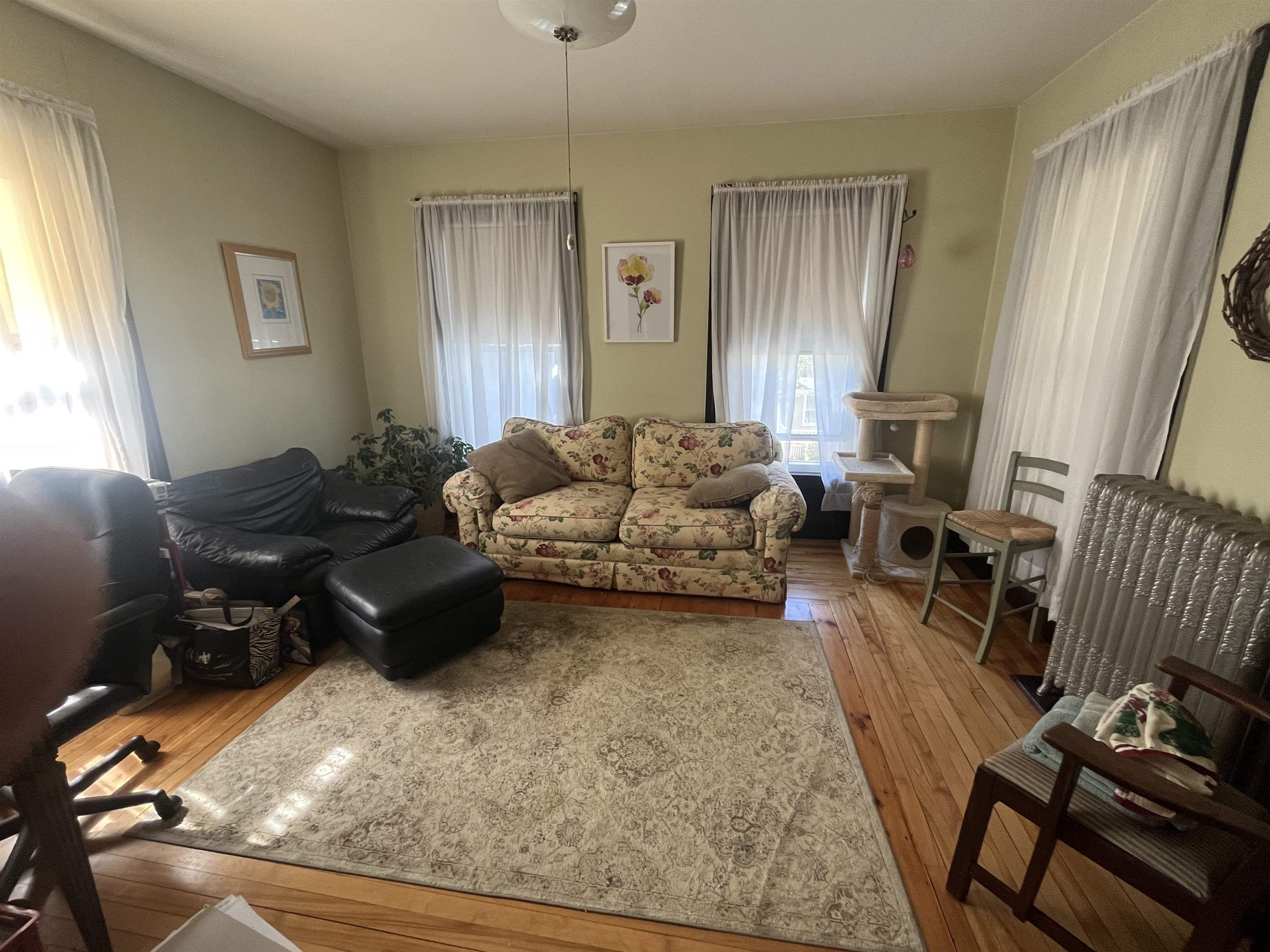 883 Union Street Manchester, NH 03104 - Photo 5 of 14 Gallery Image 5