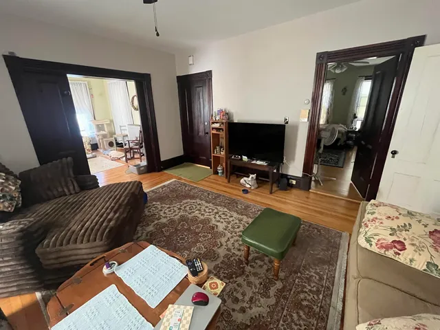 $775,000 | 883 Union Street, Manchester, NH 03104