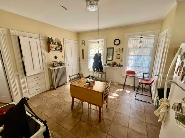 $775,000 | 883 Union Street, Manchester, NH 03104