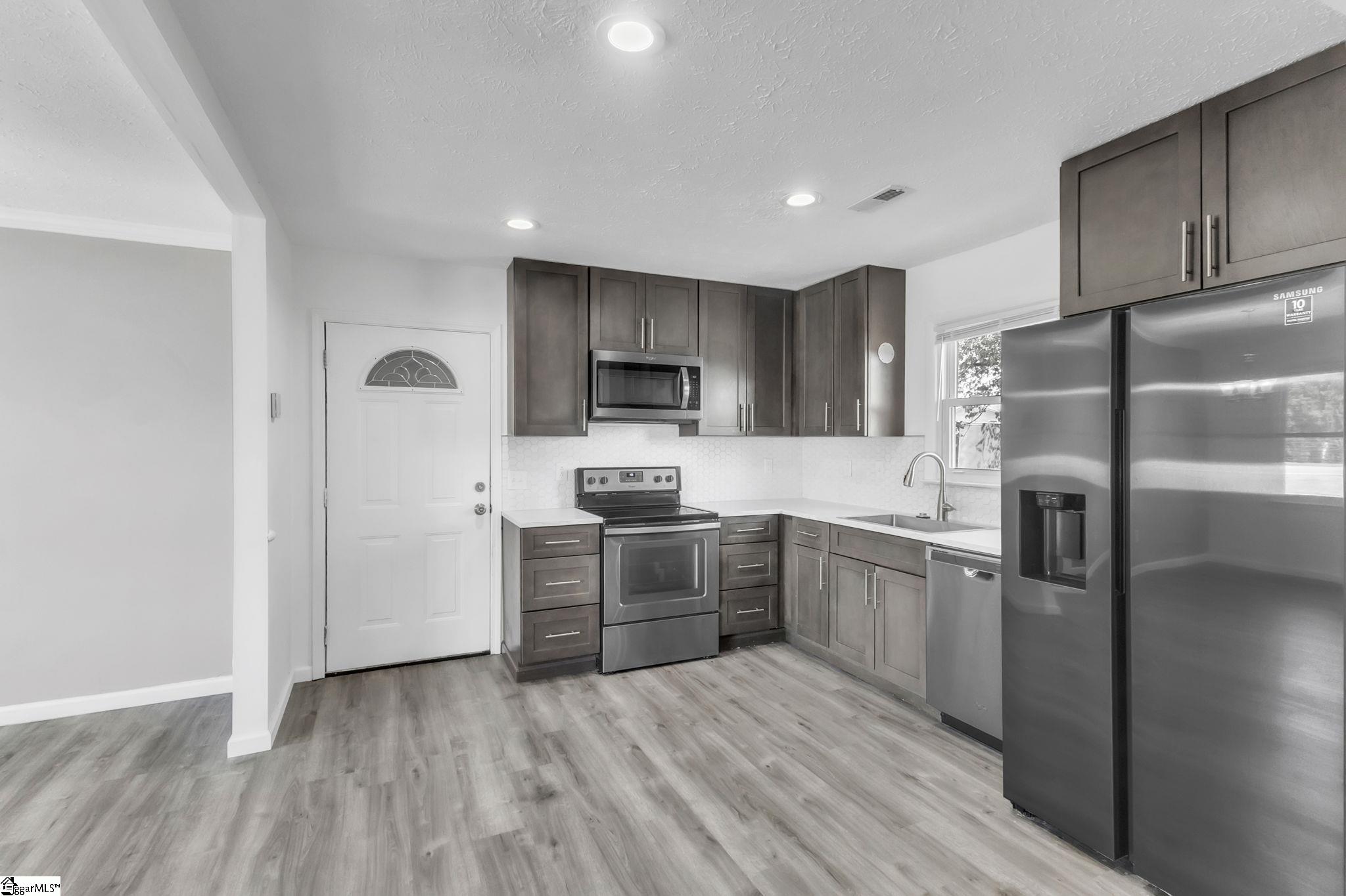 2312 Old Williamston Road Anderson, SC 29621 - Photo 11 of 25