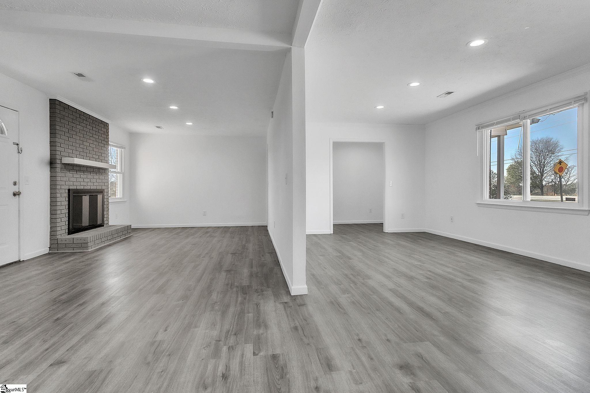 2312 Old Williamston Road Anderson, SC 29621 - Photo 7 of 25