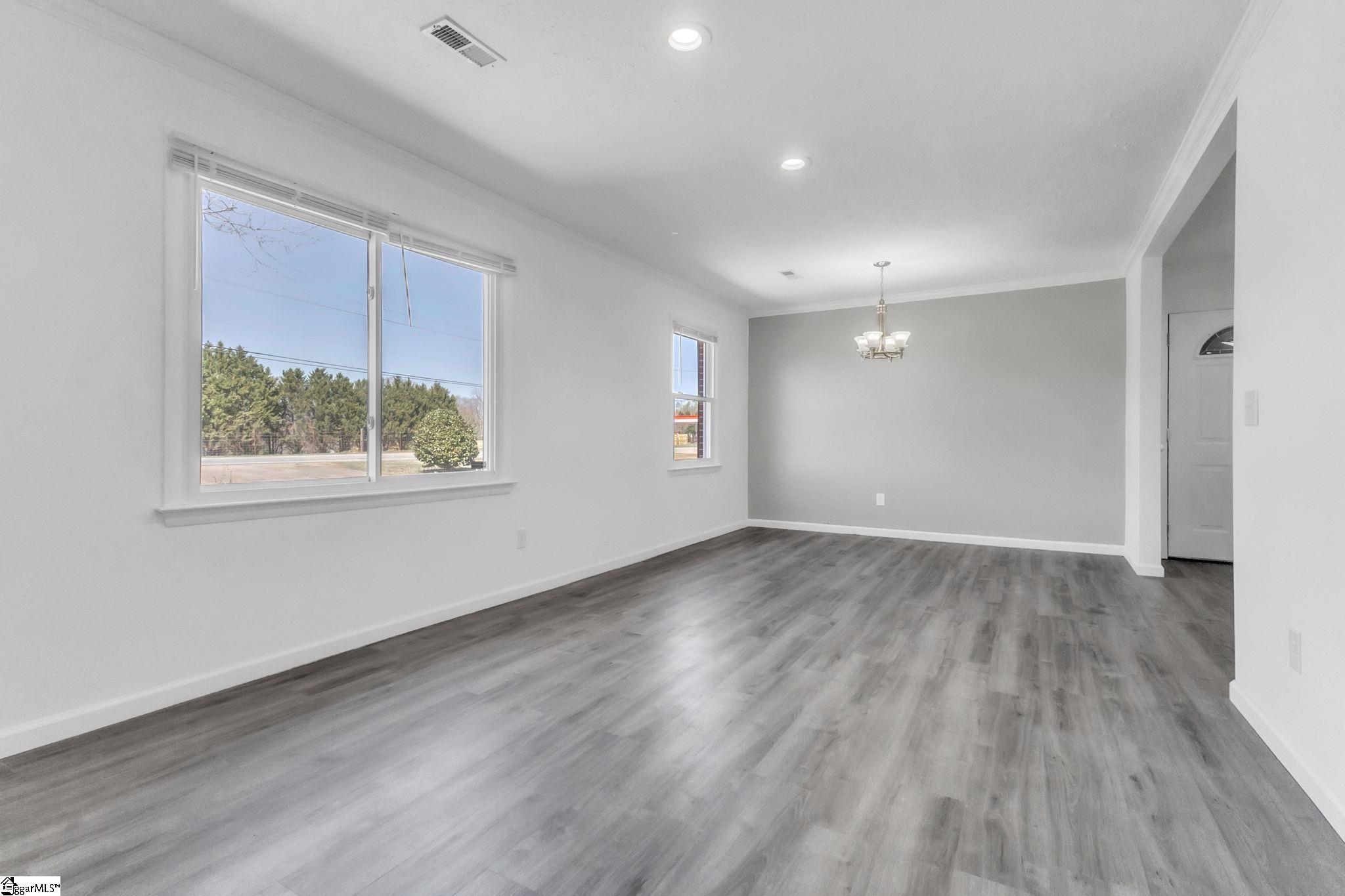 2312 Old Williamston Road Anderson, SC 29621 - Photo 8 of 25