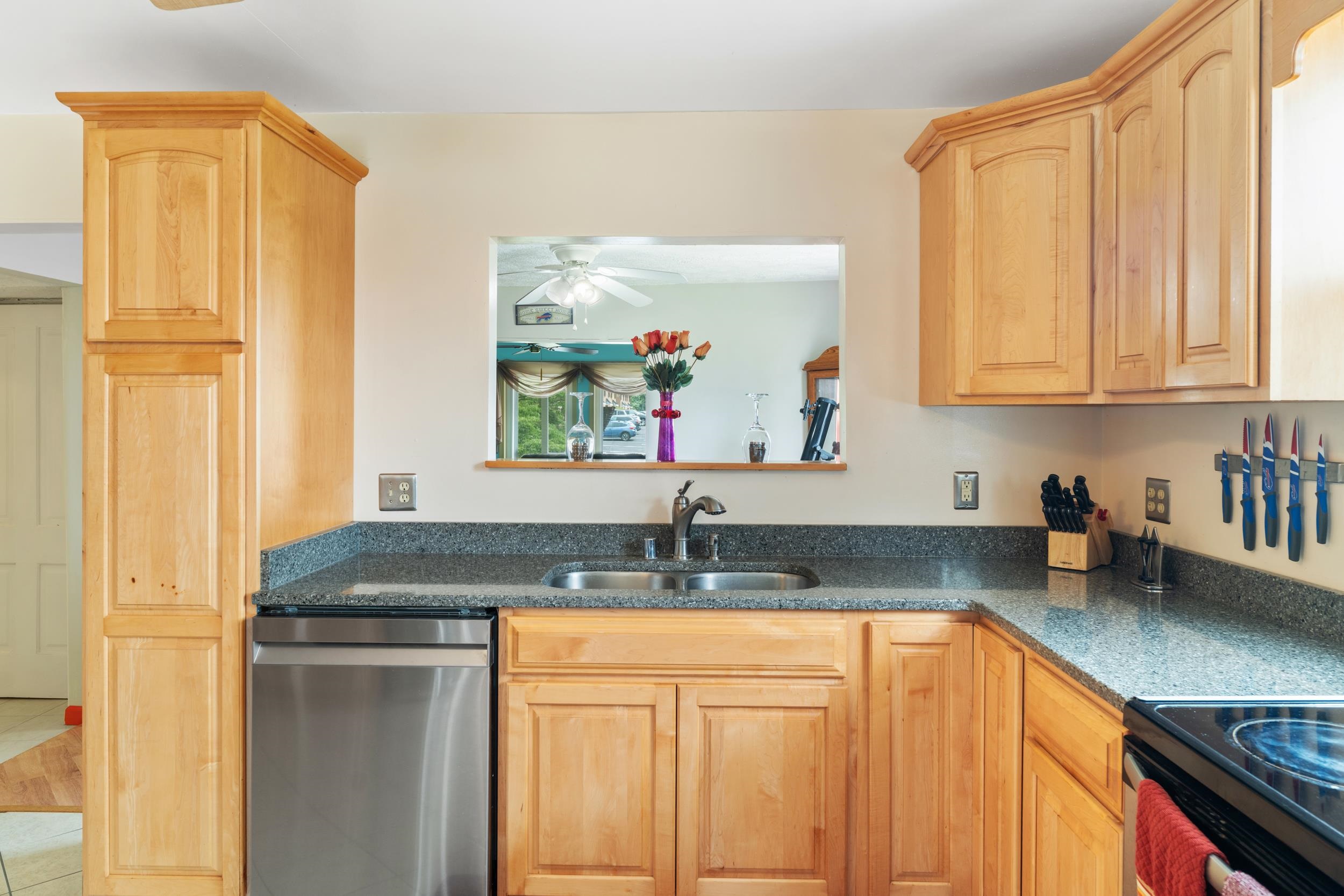 403 Betsy Bell Road Staunton, VA 24401 - Photo 7 of 59