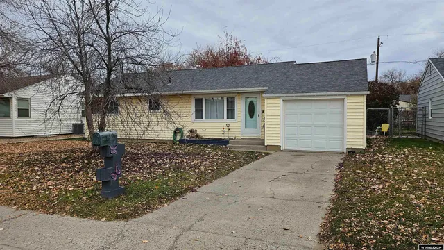 $182,500 | 509 South 15th Street, Worland, WY 82401