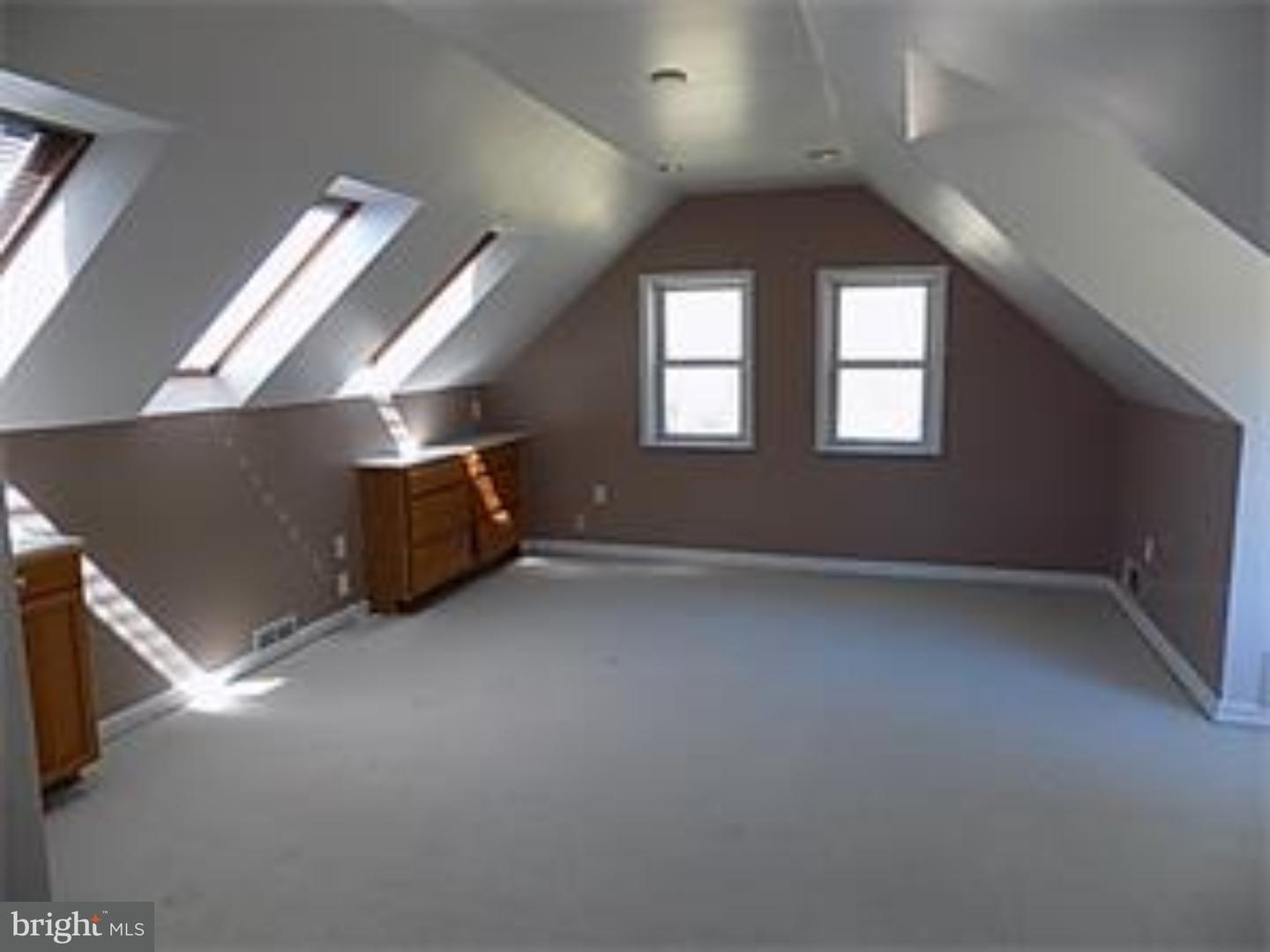 501 Exeter Road Reading, PA 19606 - Photo 11 of 14 an empty room with windows