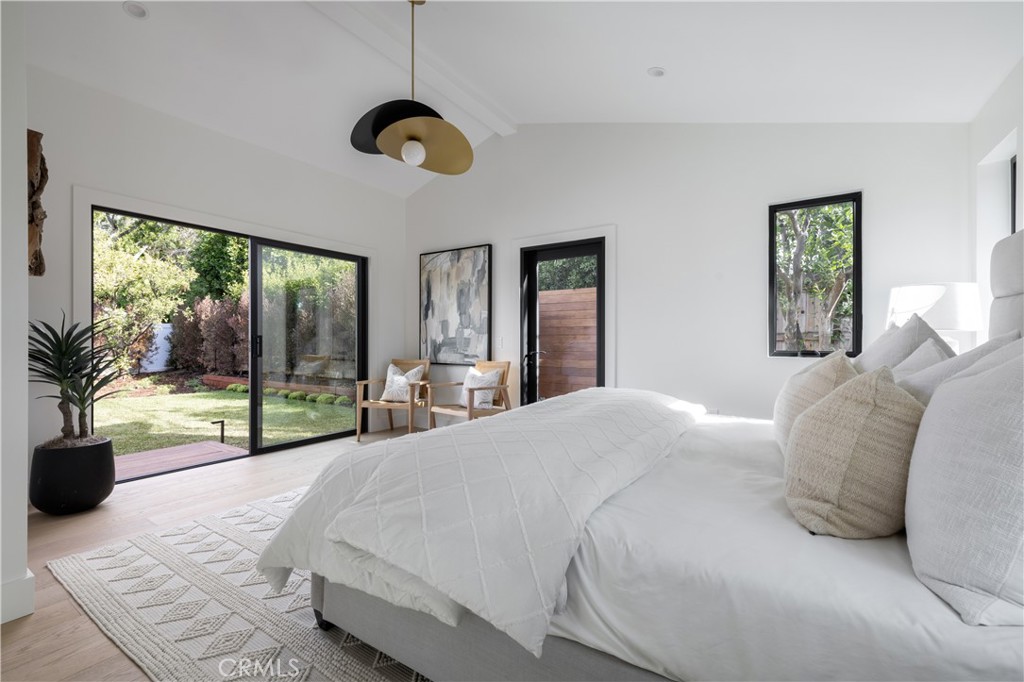 2384 Fordham Drive Costa Mesa, CA 92626 - Photo 11 of 20