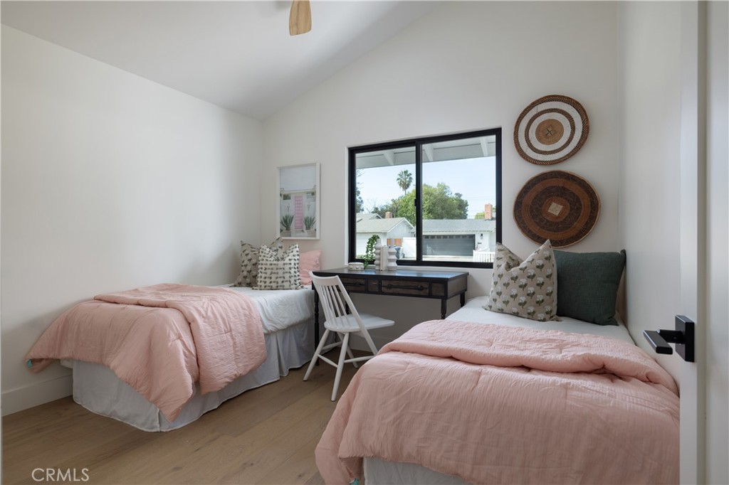 2384 Fordham Drive Costa Mesa, CA 92626 - Photo 16 of 20