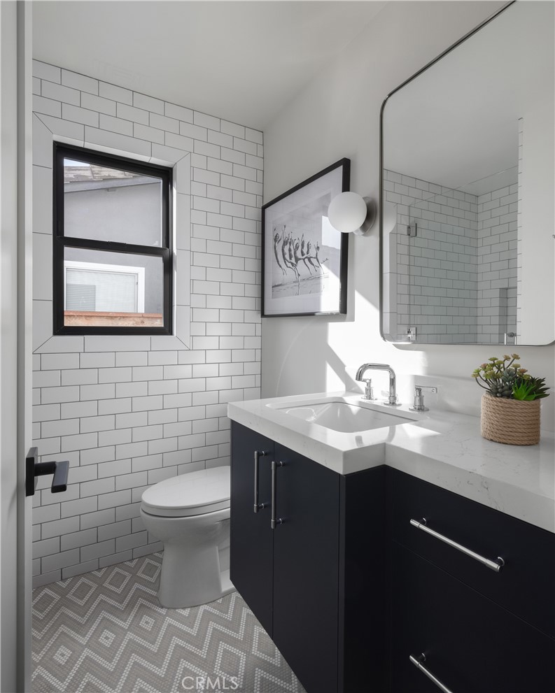 2384 Fordham Drive Costa Mesa, CA 92626 - Photo 17 of 20