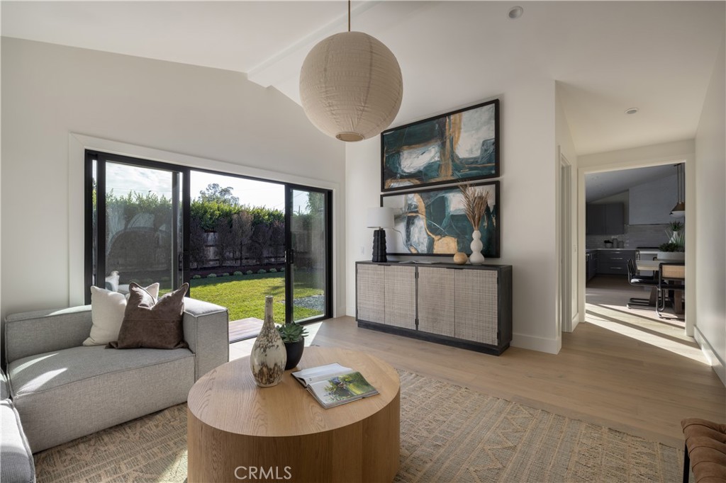 2384 Fordham Drive Costa Mesa, CA 92626 - Photo 9 of 20