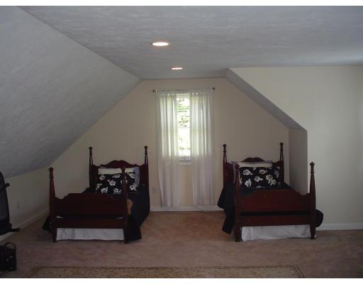 18 Mordecai Lincoln Road Scituate, MA 02066 - Photo 17 of 20 Gallery Image 17