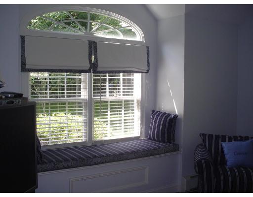 18 Mordecai Lincoln Road Scituate, MA 02066 - Photo 5 of 20 Gallery Image 5